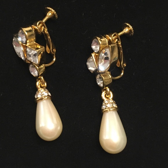 Clip on earrings - gold tone - Picture 2 of 4